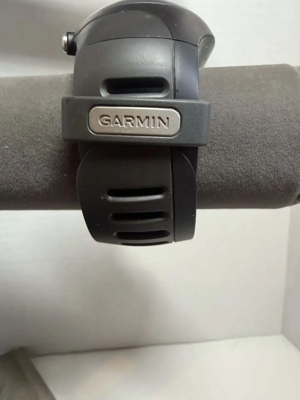 Garmin Forerunner 405 GPS Sport Running Watch with Charger